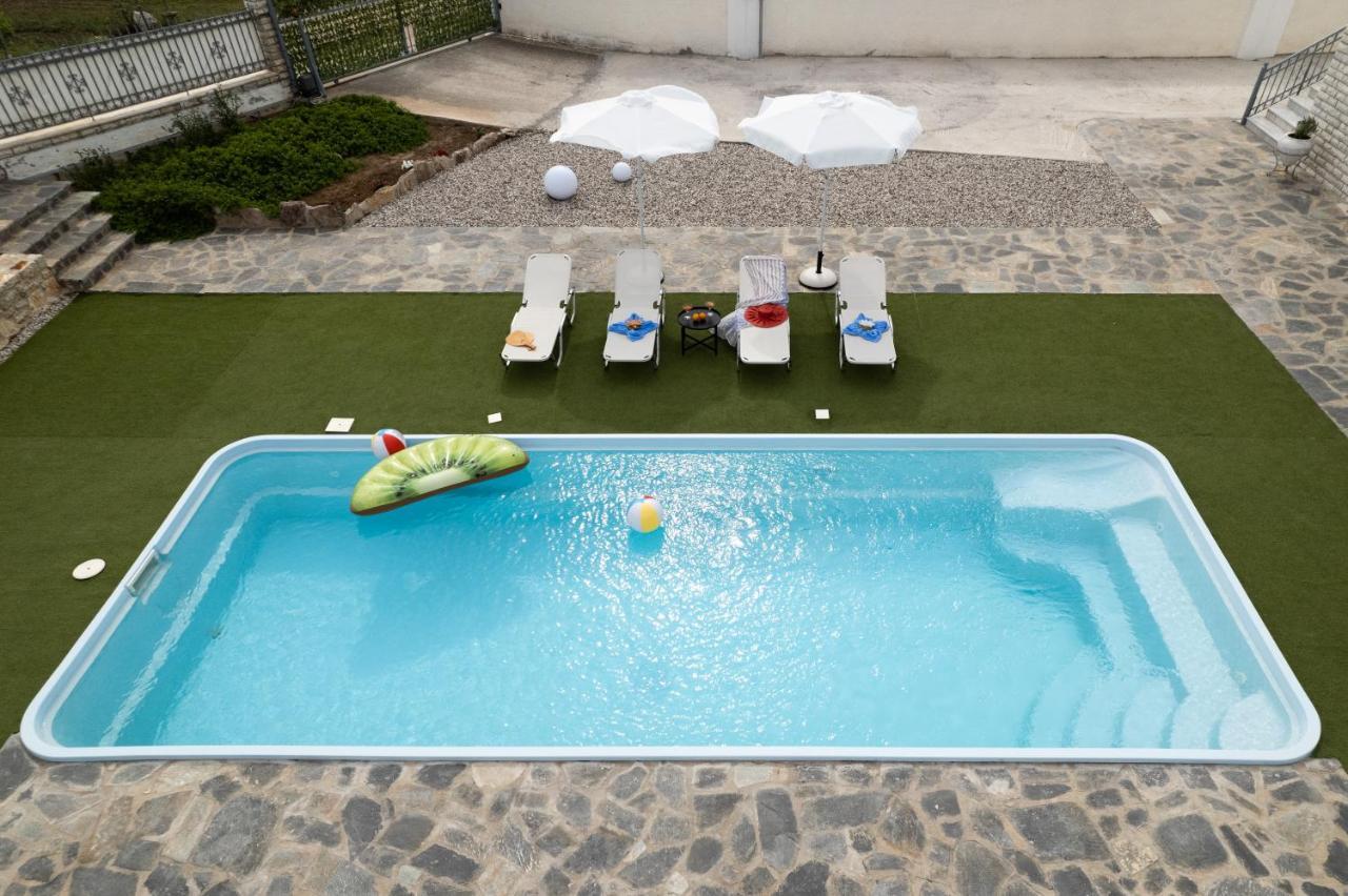 Villa Ero Argos Ngoại thất bức ảnh
